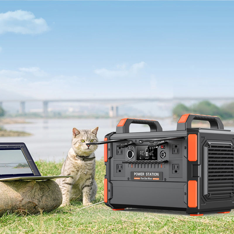 C형과 야외 가지고 다닐 수 있는 태양발전기 1000w 동력화차